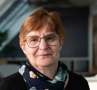 800x739_ISS-Mitarbeiterportraits-2026-Irmgard-Pommer