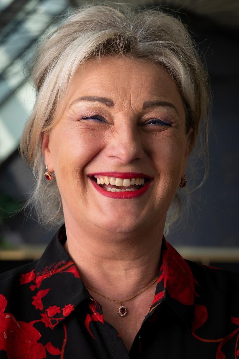 ISS-Mitarbeiterportraits-2026-Violeta-Bräutigam